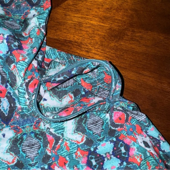 Athleta Pack Everywhere Halter Dress Size 10 - EUC - Picture 6 of 6